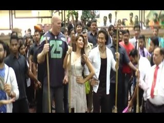 A Flying Jatt Team Cleaning The Streets Of MUMBAI!