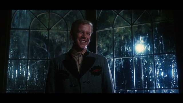 Cast of The Sound Of Music - Sixteen Going On Seventeen [Video]