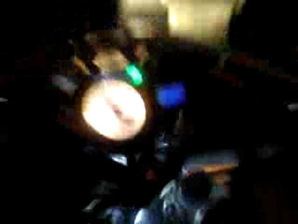 moto zuzu and the_mini_bonhome - bruit