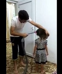 Cara cepat dan praktis ikat rambut dengan vacum cleaner