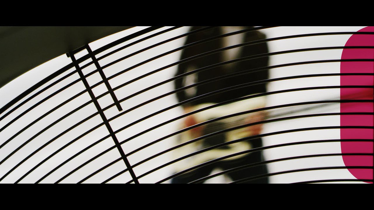 Connect-R feat. Cortes - Bani cu dobanda (Official Video)