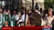 British Pakistanis protest against Altaf Hussain outside 10 Downing Street