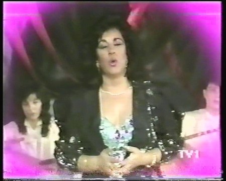 HÜLYA SÜER POTPORİ NOSTALJİK