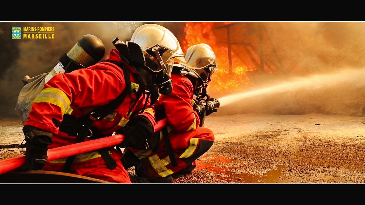 BMPM: Renfort feu industriel a Fos-sur-mer.