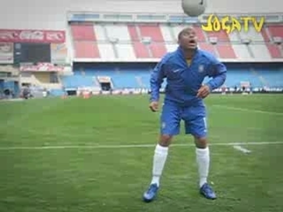 Football skills nike joga bonito