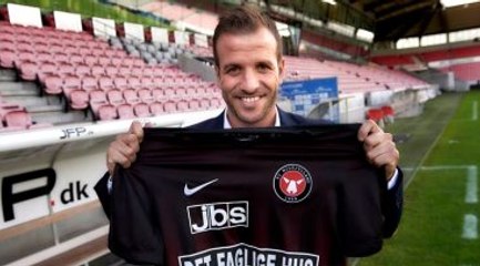 Midtjyland'lı Rafael van der Vaart, Osmanlıspor Maçı için Türkiye'ye Geldi