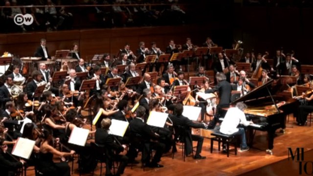 Milão e Torino celebram a música erudita