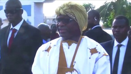 Appréciez l'accueil spectaculaire de Serigne Modou KARA
