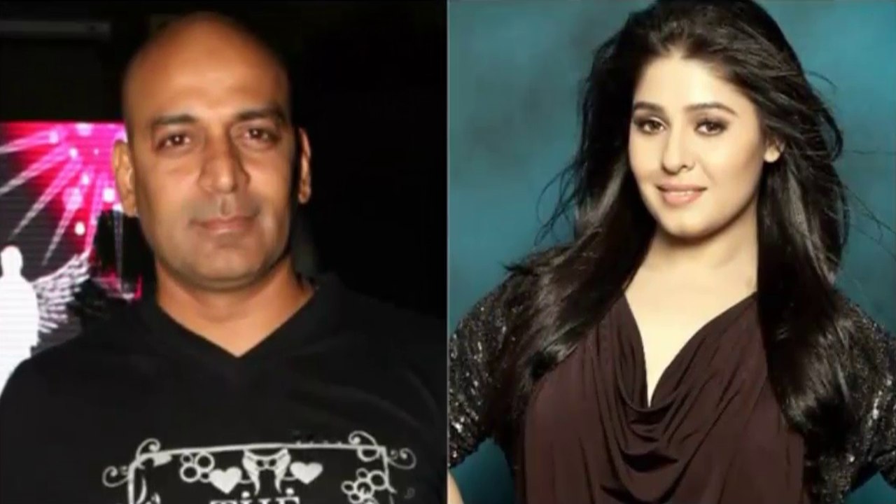 Hit List 6 Bollywood Celebrities Got Married in " 21 Age "