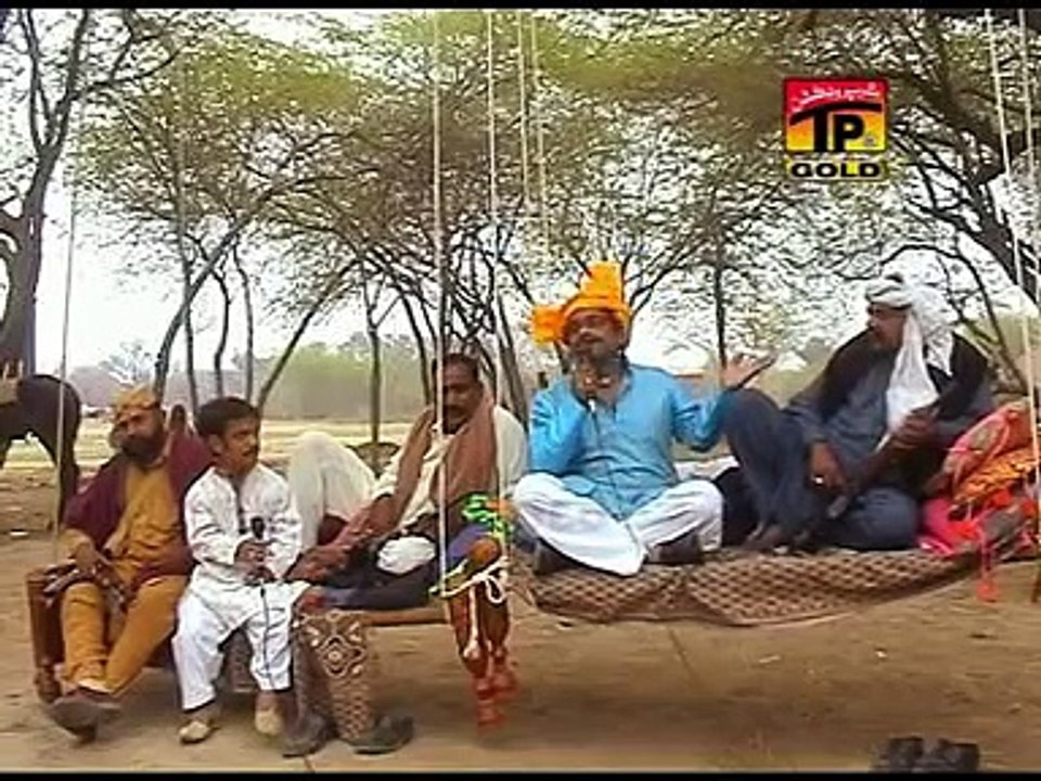Saraiki Funny Comedy  Clip try not to laugh hansna mana hay