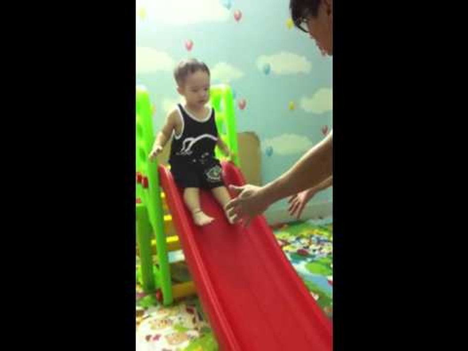 Rio tuột cầu tuột một mình Rio 20 tháng