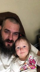 Duo parfait entre un papa et sa fillette sur My Sunshine