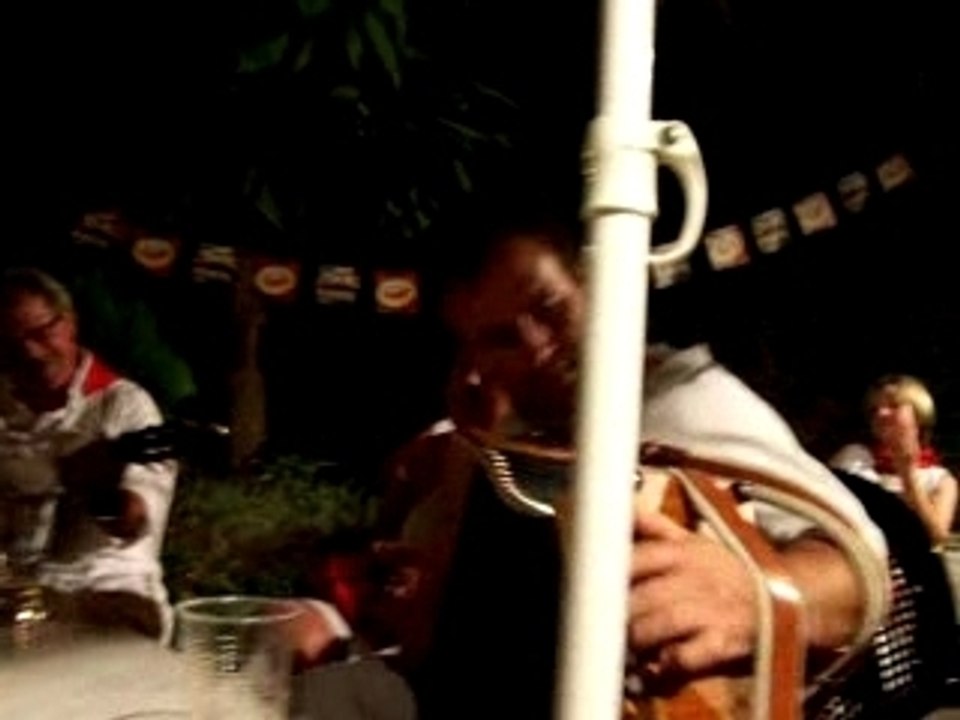 Fete-tyrosse-2007-restaurant-www.estanquet.fr-ibaialde