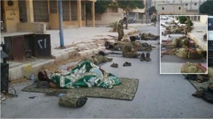 Cerablus'a Giren ÖSO Askerleri Sokakta Uyudu