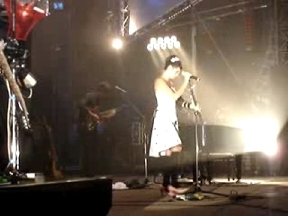 Emilie Simon - Les Vieilles Charrues 2007