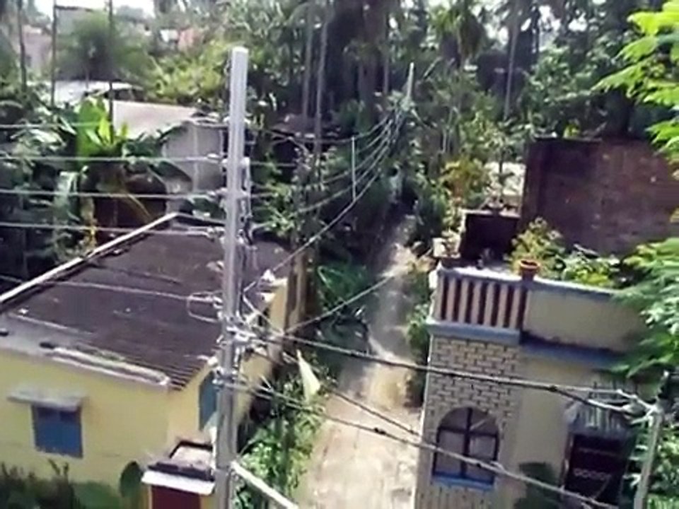 Girl and Boy Kissing Fast