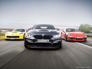 Скачать видео: BMW M4 GTS contre Corvette Z06 et Porsche 911 GT3 RS : qui gagne ?