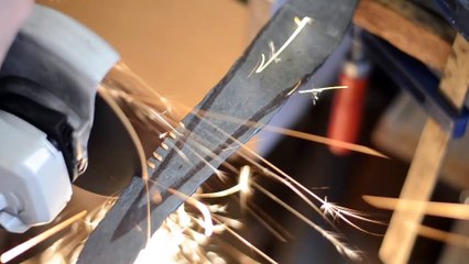 Créer un couteau de lancer à partir d'une barre d'acier !