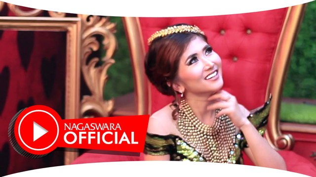 Ratu Dewi Idola - Sumpah Aku Nggak Sakit - Official Music Video NAGASWARA