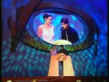 IIFA 2000 Shahrukh Khan & Angelina Jolie share the stage as co-presenters at 1st.avi