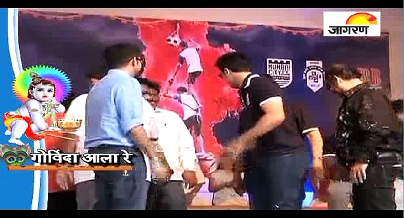 जन्माष्टमी की धूम, मुंबई में रणबीर कपूर ने फोड़...