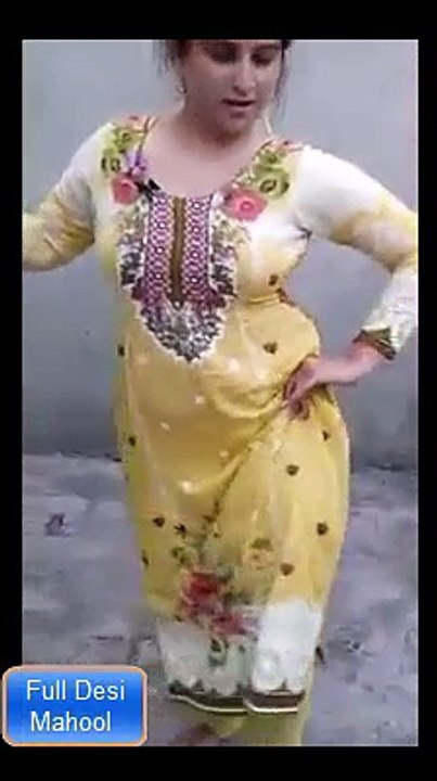 Aunty Mujra - Private Mujra - Shokiya Dance