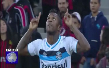 Miler Bolaños marca en la victoria del Gremio en la Copa de Brasil