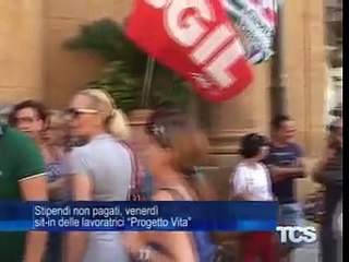 Stipendi non pagati venerdi sit-in delle lavoratrici Progetto Vita