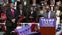 Nigel Farage tells Donald Trump rally: You can beat the establishment