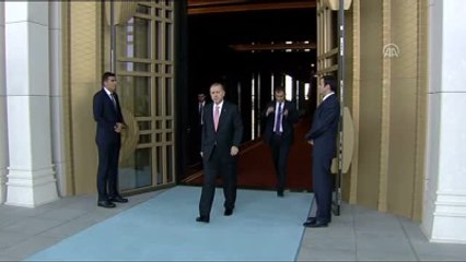 Cumhurbaşkanı Erdoğan, Bahreyn Kralı Halife'yi Resmi Törenle Karşıladı