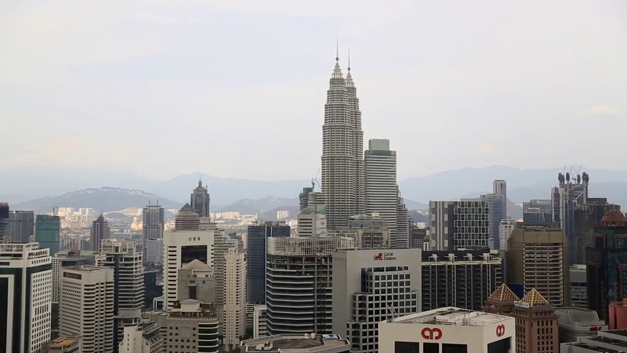 Petronas Towers, The Tallest Twin Towers in the World - Kuala Lumpur, Malaysia