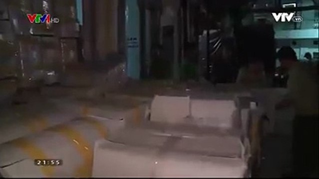 Tp.HCM: Phát hiện kho hàng nhập khẩu gần 400 thiết bị đồ điện lạnh đã qua sử dụng.