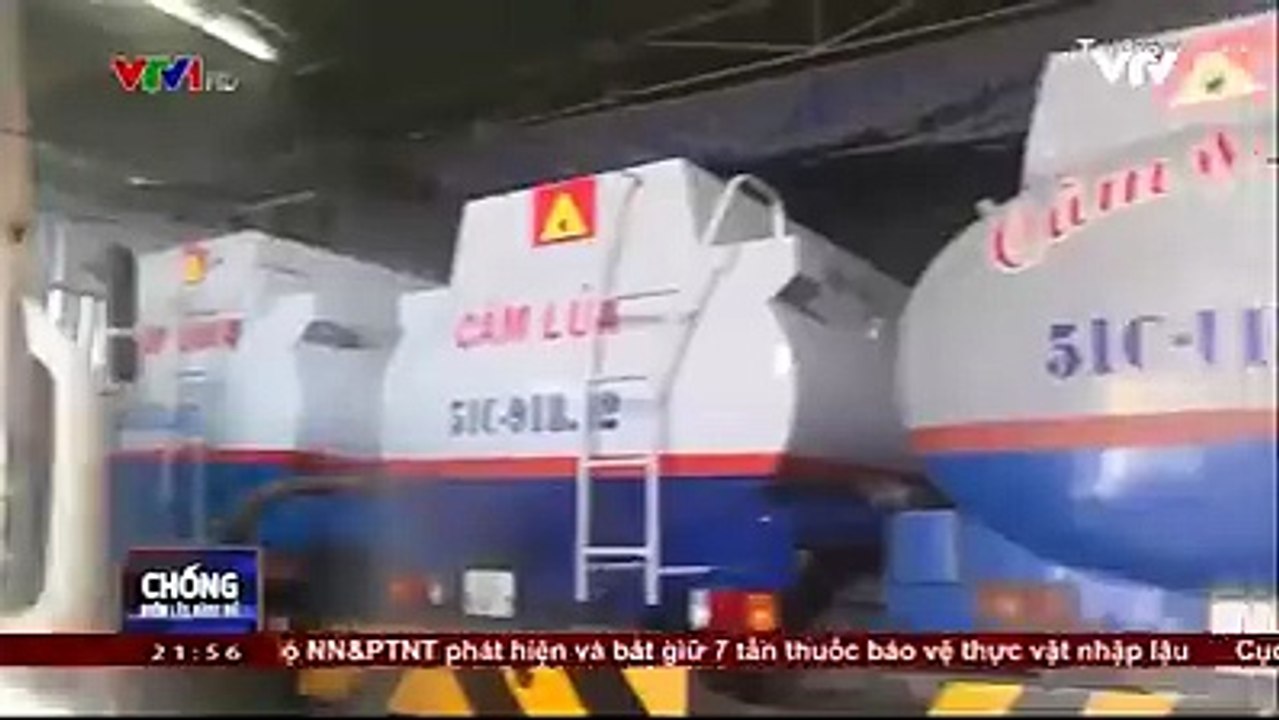 Khởi tố, bắt giữ 7 bị can có hành vi rút ruột xăng dầu.
