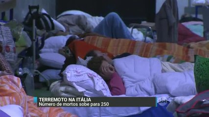 Número de mortos em terremoto na Itália sobe para 250