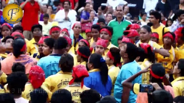 BREAKING OF 'DAHI HANDI BY RANBIR KAPOOR ON THE BEHALF OF MUMBAI CITY FOOTBALL CLUB