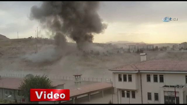 Cizre Emniyet Müdürlüğü binasına bombalı saldırı - İhlas Haber Ajansı