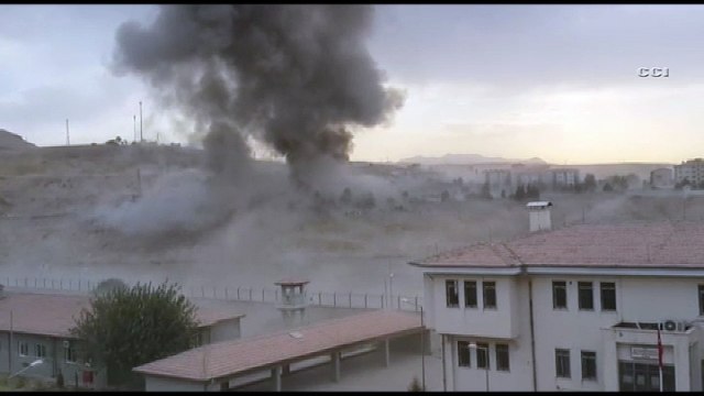 Cizre'de polis kontrol noktasına bombalı saldırı