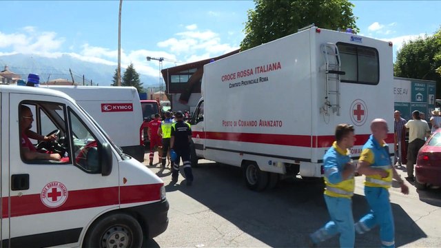 Séisme en Italie : Distributions de vivres pour les survivants