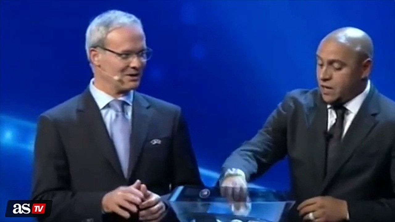 Ligue des champions:  Roberto Carlos a-t-il triché pendant le tirage ?