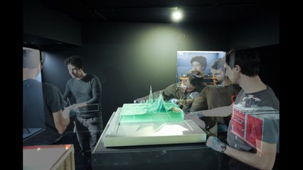 Montage de l'exposition "Laboratoires de l'art"