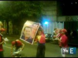 Chavistas comemoram nas ruas de Caracas