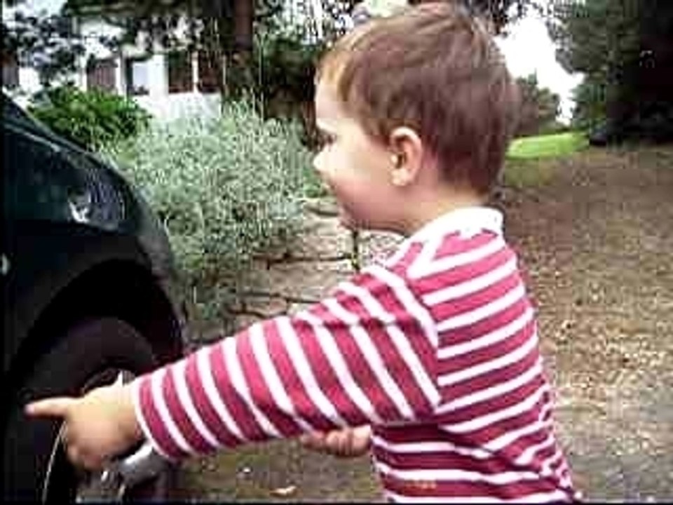 Noé et la voiture de parrain