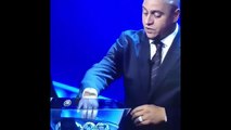 Roberto Carlos manipulates the Champions League draw