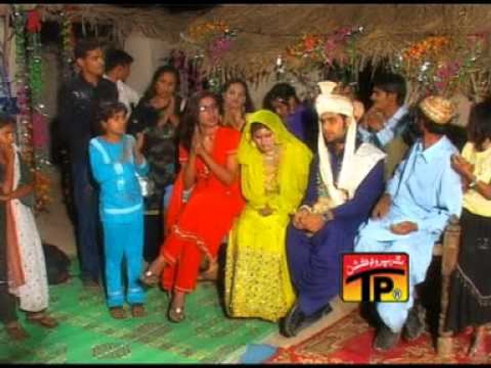 Mede Suhne Da Chola | Ameera Beghum | Album 32 | Best Sindhi Songs | Thar Production