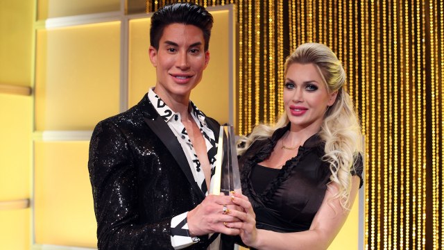 Pixee Fox & Justin Jedlica Win At The Plastic Surgery Oscars: HOOKED ON THE LOOK