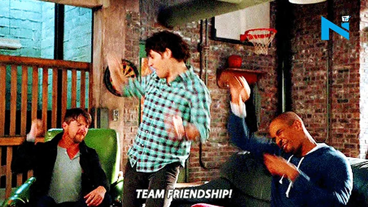 Sanjeeda Sheikh and Mouni Roy go nuts on car's backseat