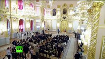 Владимир Путин награждает призёров Олимпиады-2016 - YouTube (360p)