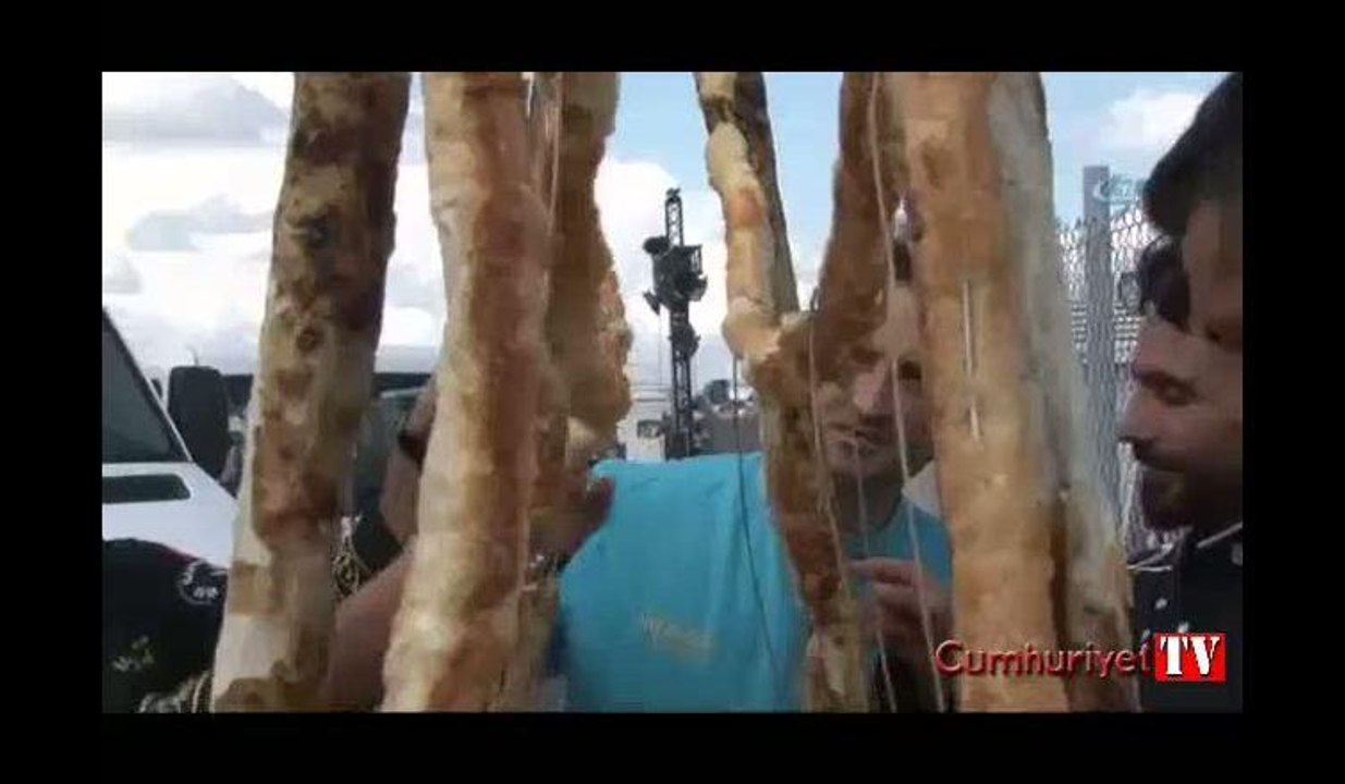 Atmosfere kol böreği gönderen usta aşçı bu sefer 3. Köprü için hazırladı