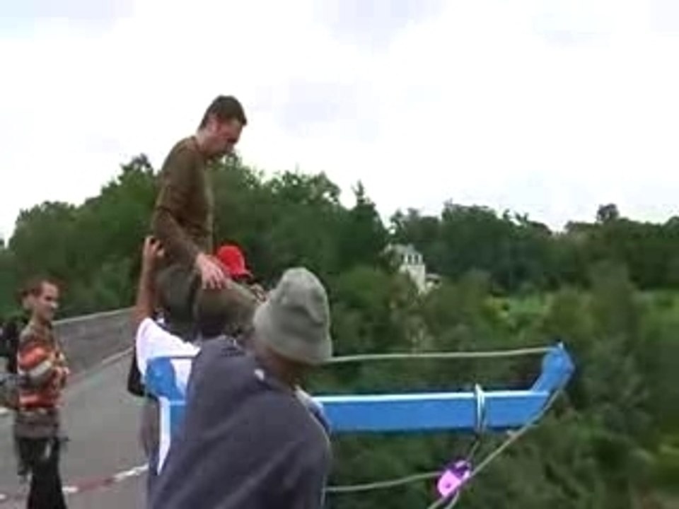 SAUT A L'ELASTIQUE D'ANTHONY