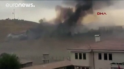 Bomba robbant egy délkelet-törökországi rendőrőrsön